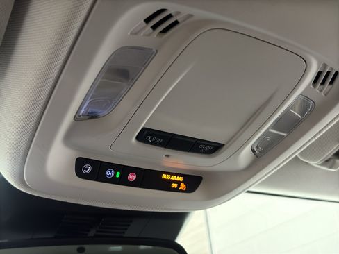 Used 2024 Buick Envision Preferred AWD/4WD image 34