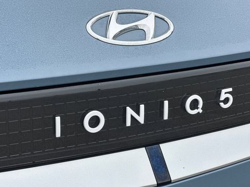 Certified 2024 Hyundai Ioniq 5 SEL RWD image 33