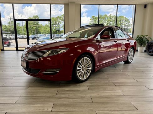 Used 2016 Lincoln MKZ AWD w/ Equipment Group 300A Reserve image 3
