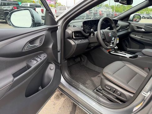 New 2026 Buick Envista Preferred FWD image 18