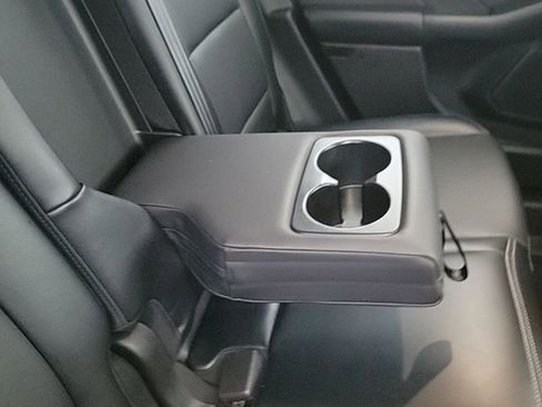 Certified 2023 Ford Escape Platinum image 37