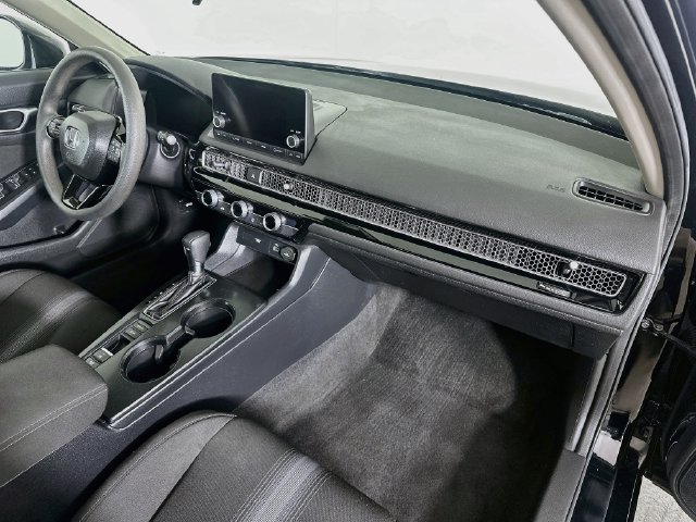 Used 2023 Honda Civic LX image 30
