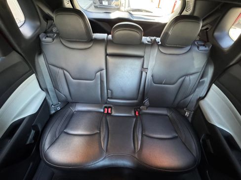 Used 2025 Jeep Compass Limited AWD/4WD image 38