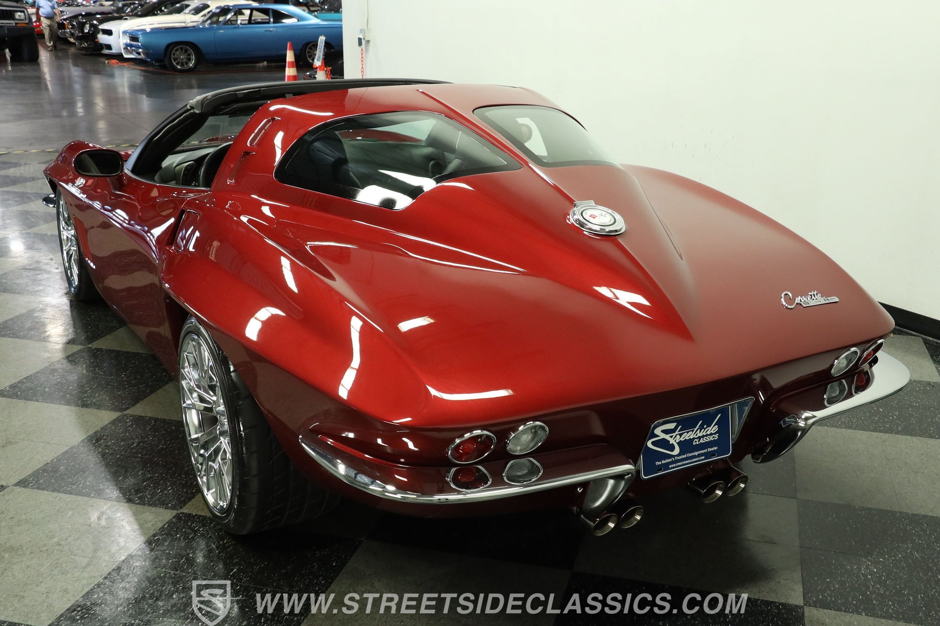 Used 2005 Chevrolet Corvette Coupe w/ Preferred Equipment Group RWD image 8