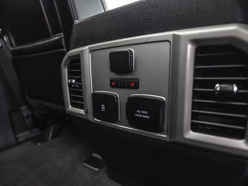 Used 2021 Ford F250 Lariat w/ Tremor Off-Road Package AWD/4WD image 38