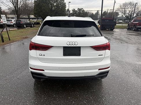 Used 2021 Audi Q3 2.0T Premium w/ Convenience Package image 4
