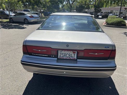 Used 1990 Ford Thunderbird LX RWD image 7
