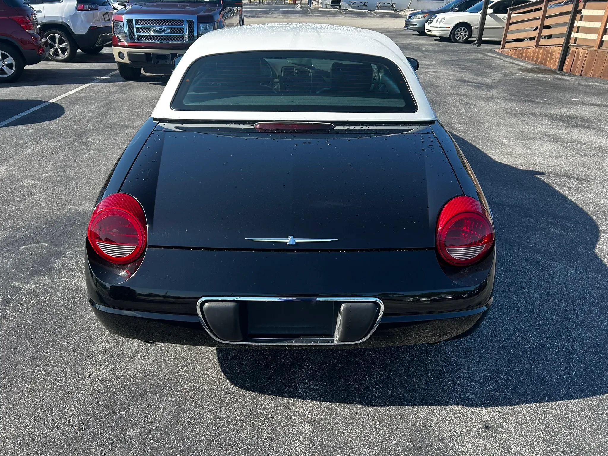 Used 2002 Ford Thunderbird RWD image 5