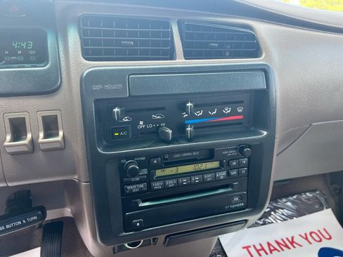 Used 1998 Toyota T100 SR5 image 39