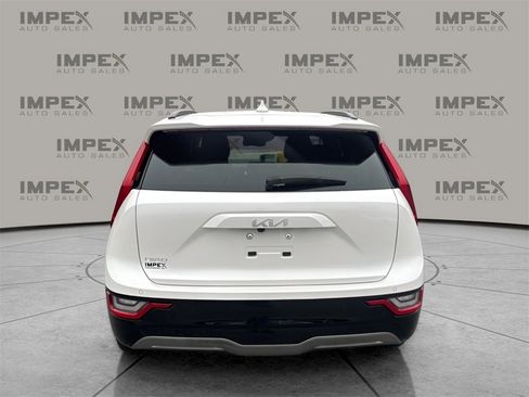 Used 2023 Kia Niro Wave w/ Wave Preserve Package image 4