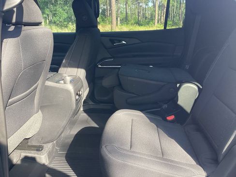 New 2026 Chevrolet Traverse LT w/ Driver Confidence Package FWD image 15
