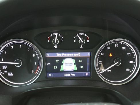 Used 2023 Buick Enclave Essence w/ Experience Buick Package image 11