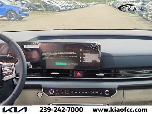 New 2026 Kia Carnival EX FWD image 18