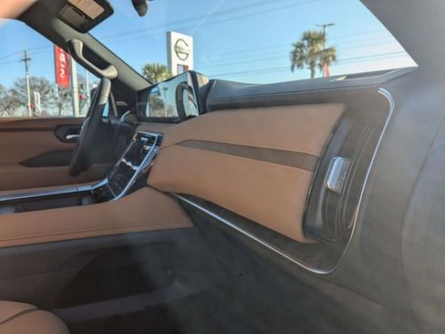 New 2026 Nissan Armada SL w/ Captain's Chari Seat Package AWD/4WD image 35