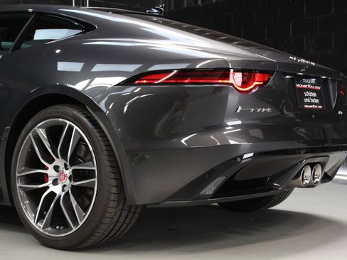 Used 2020 Jaguar F-TYPE R-Dynamic image 13