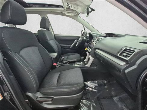Used 2017 Subaru Forester 2.5i Premium AWD/4WD image 25