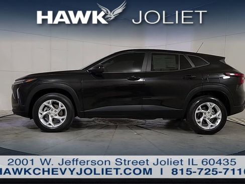 Certified 2024 Chevrolet Trax LS w/ LS Convenience Package FWD image 4