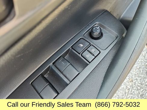 Used 2023 Toyota Corolla LE FWD image 12