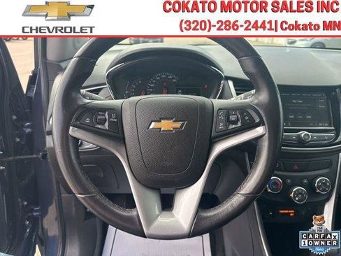 Used 2019 Chevrolet Trax LT w/ LT Convenience Package image 24