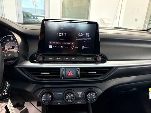 Used 2023 Kia Forte LXS FWD image 22