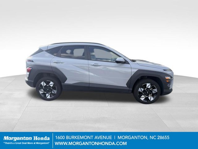 Used 2025 Hyundai Kona SEL AWD/4WD image 8