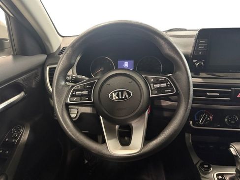 Used 2021 Kia Seltos LX AWD/4WD image 15