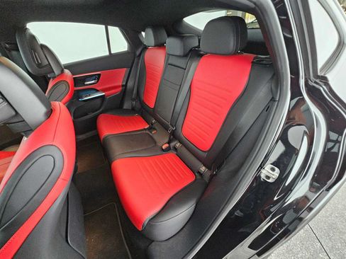 Used 2026 Mercedes-Benz GLC 300 4MATIC image 17