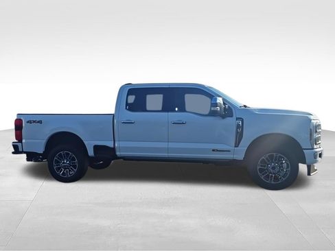Used 2024 Ford F250 Limited AWD/4WD image 9