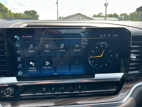 Used 2024 Chevrolet Silverado 2500 LT image 32