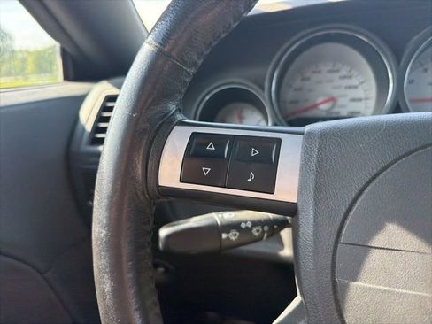 Used 2009 Dodge Challenger SRT8 RWD image 34