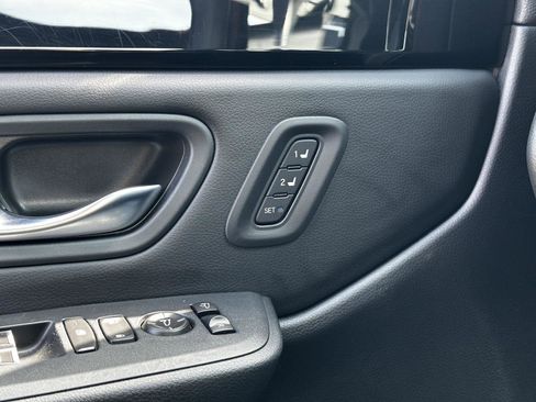 Certified 2025 Honda Pilot TrailSport image 28