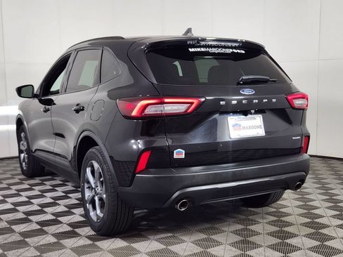 Used 2025 Ford Escape ST-Line Select AWD/4WD image 5