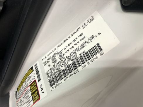 Used 2021 Toyota Tacoma SR RWD image 30