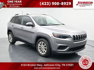 Used 2020 Jeep Cherokee Latitude FWD video 1