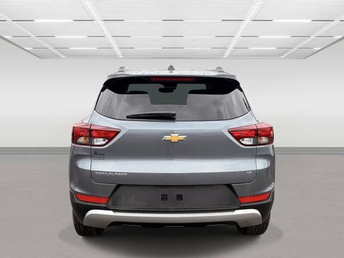 Used 2022 Chevrolet TrailBlazer LT FWD image 4
