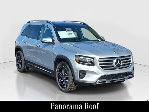 Used 2026 Mercedes-Benz GLB 250 image 3