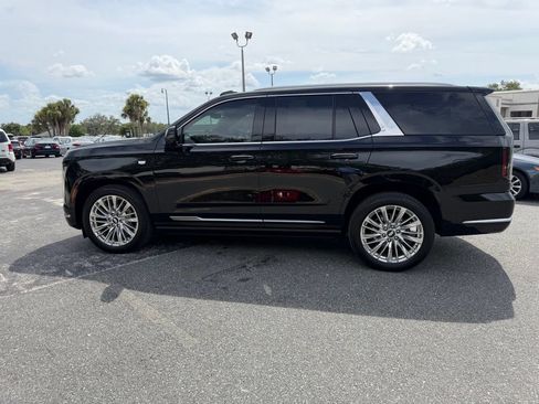 Certified 2025 Cadillac Escalade Premium Luxury w/ Touring Package AWD/4WD image 6