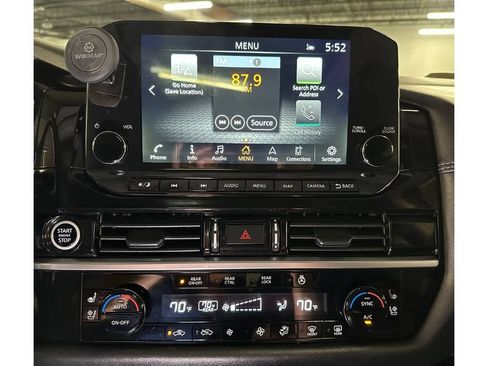 Used 2024 Nissan Pathfinder Platinum FWD image 32