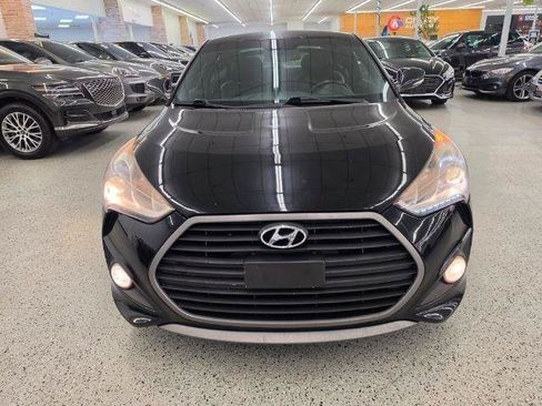 Used 2016 Hyundai Veloster Turbo FWD image 2