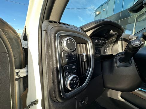 Used 2019 GMC Sierra 1500 SLT w/ SLT Premium Plus Package image 16