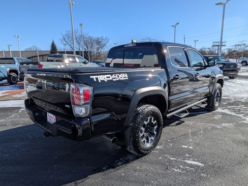 Certified 2023 Toyota Tacoma TRD Off-Road w/ TRD Premium Off Road Package image 8