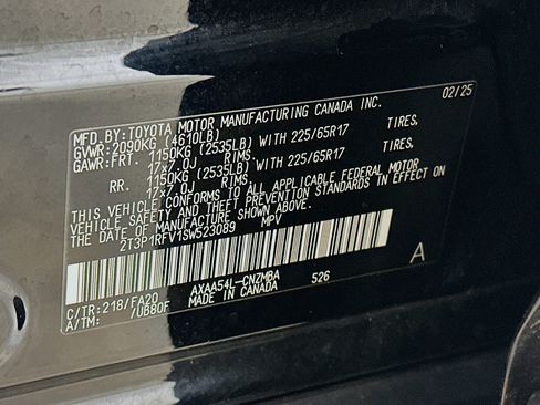 Used 2025 Toyota RAV4 XLE image 12