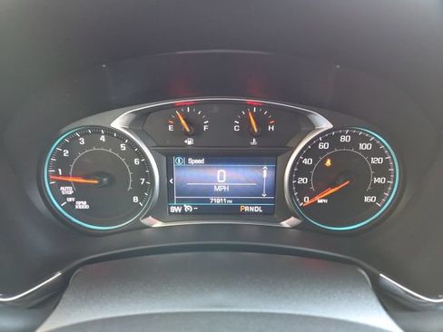 Used 2022 Chevrolet Equinox LT AWD/4WD image 16