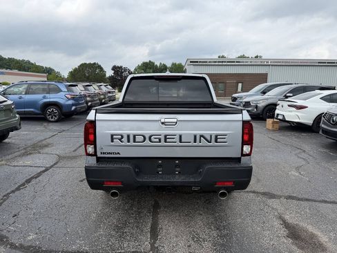 Used 2025 Honda Ridgeline RTL image 6