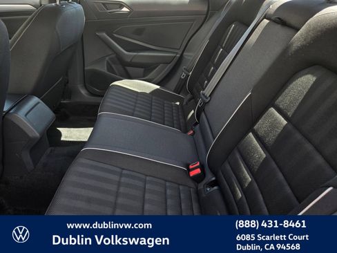 Used 2024 Volkswagen Jetta Sport FWD image 11