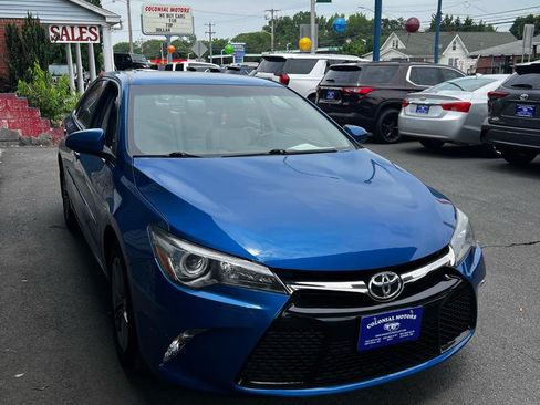 Used 2017 Toyota Camry LE FWD image 4