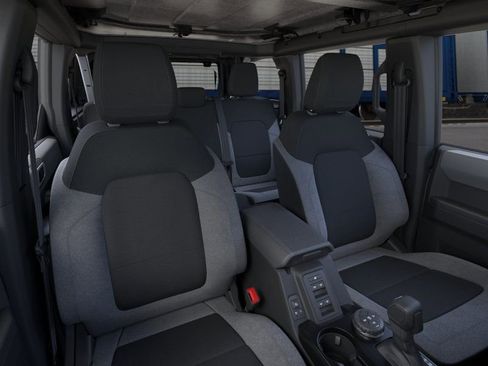 New 2026 Ford Bronco 4-Door AWD/4WD image 10