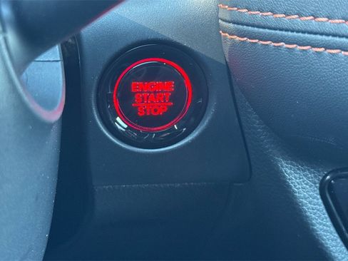 Certified 2025 Honda HR-V Sport image 24