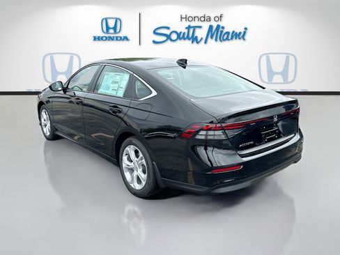 New 2026 Honda Accord LX image 5