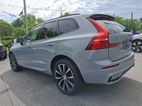 Certified 2024 Volvo XC60 B5 Plus w/ Climate Package AWD/4WD image 4